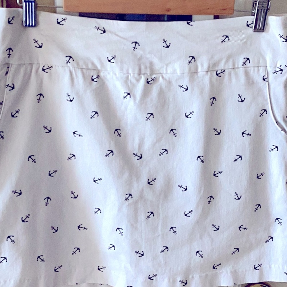 Eight Clovers nautical print skort, 10